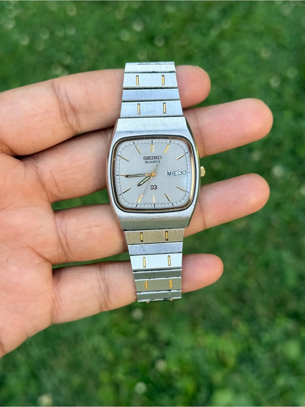 Seiko vintage Quartz Stainless Steel Two-Tone Dress  date date Watch